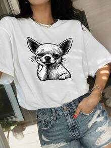 Limited Time Offer, Limited Quantities, Flash ! Women's Casual Shirts, Women's Polyester T-Shirts, Stylish Shirts. T-Shirts With A Print Of A Chihuahua Resting Its Chin On Its Paw. Easy And Cool-Looking Short-Sleeve Tops. Comfortable And High-Quality Tops For Spring And Summer. Perfect For Everyday Fashion And A Great Gift For Women. - 白色 - 查看 9