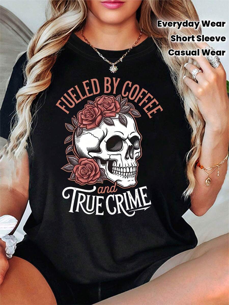 Camiseta casual de manga corta y cuello redondo para mujer con un estampado único de calavera y rosa, inspirada en café y true crime, perfecta para el uso diario y como regalo de vacaciones - Negro - Ver 1