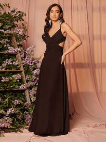 Vestido de dama de honor elegante con tirantes finos y corte calado para el verano - Café integral - Ver 4