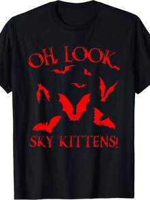 Funny Bat Lover T-Shirt, Gothic Horror Style For Men And Women - Oh, Look At The Kittens In The Sky! Slogan With Red Bat Silhouettes - 100% Relaxed Fit Crew Neck Short-Sleeve T-Shirt - Unisex Casual Wear And Perfect For Halloween Parties. Same Style For Men And Women, Summer 2025. - 黑色 - 查看 1
