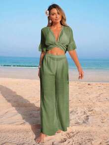 Conjunto de vacaciones de verano para mujer con top corto de manga corta con volantes y escote en V sin espalda, pantalón de pierna ancha y cubrecuerpo - Verde Oscuro - Ver 5