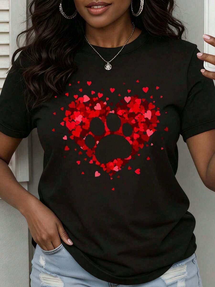Under The RadarHeart Pet Paw Print T-Shirt For Pet Lovers, Women's Valentine's Day Gift, Romantic And Adorable Design, White Cotton T-Shirt, Vintage Urban Style, Unisex, Loose Fit, Short Sleeve And Crew Neck - 黑色 - 查看 1