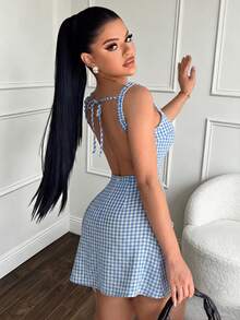 Đầm casual không tay, hở lưng, buộc dây, họa tiết kẻ caro, thích hợp cho kỳ nghỉ. - màu xanh nhạt - Xem 4