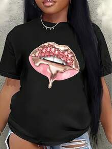 Women's Short-Sleeved Polyester T-Shirt With An Artistic Lip Print Design. Lightweight And Durable, Suitable For Casual Wear At Home Or In Restaurants, With A Soft And Comfortable Fabric. - 黑色 - 查看 7