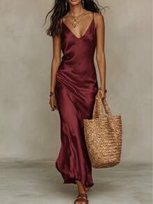 Women's Knit Sweater And Satin Slip Dress Two-Piece Set With - 酒紅色套裝 - 查看 3