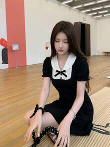 夏季新款白色纹理系带短袖女式T恤，甜美少女风修身露脐上衣，优雅休闲性感Y2K街头风针织开衫，适合海滩、派对、音乐节、约会、通勤等场合，黑色 - 黑色 - 查看 2