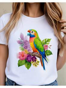 Soft 100% Cotton Women's T-Shirt With A Colorful Parrot Tropical Floral Print. A Perfect Summer T-Shirt For Nature Lovers, Ideal For Casual Wear. This Cute Women's Blouse Features A Relaxed, Slightly Stretched Fit And Is Made Of Breathable Cotton. It's Versatile And Goes With Everything. - 白色 - 查看 1
