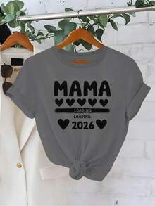 Camiseta Pura para Mujer - Mama Loading Hearts 2026, Suave, Transpirable, Casual, Cuello Redondo con Corazón y Mama Loading - Gris Oscuro - Ver 12