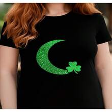 Camiseta de mujer con Diseño de trébol lunar para celebración del Día de San Patricio, ropa casual, amuleto de la suerte, Diseño 2D, blusas bonitas para mujer, camiseta de mujer casual de Diseño holgado, holgada y ligeramente extendida S-XXXL - Negro - Ver 1