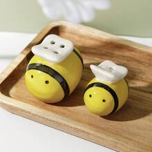 Bee Jar Kitchen Supplies Cute Small Seasoning Jar Ceramic Spice Storage Jar Gift Set For Home Kitchen, Suitable For Friends To Give Each Other As Gifts, Business Gifts, Promotional Gifts, Conference Gifts, Welfare Gifts, Holiday Gifts, Public Relations Gifts - Bee Flavor Bottle - View 4