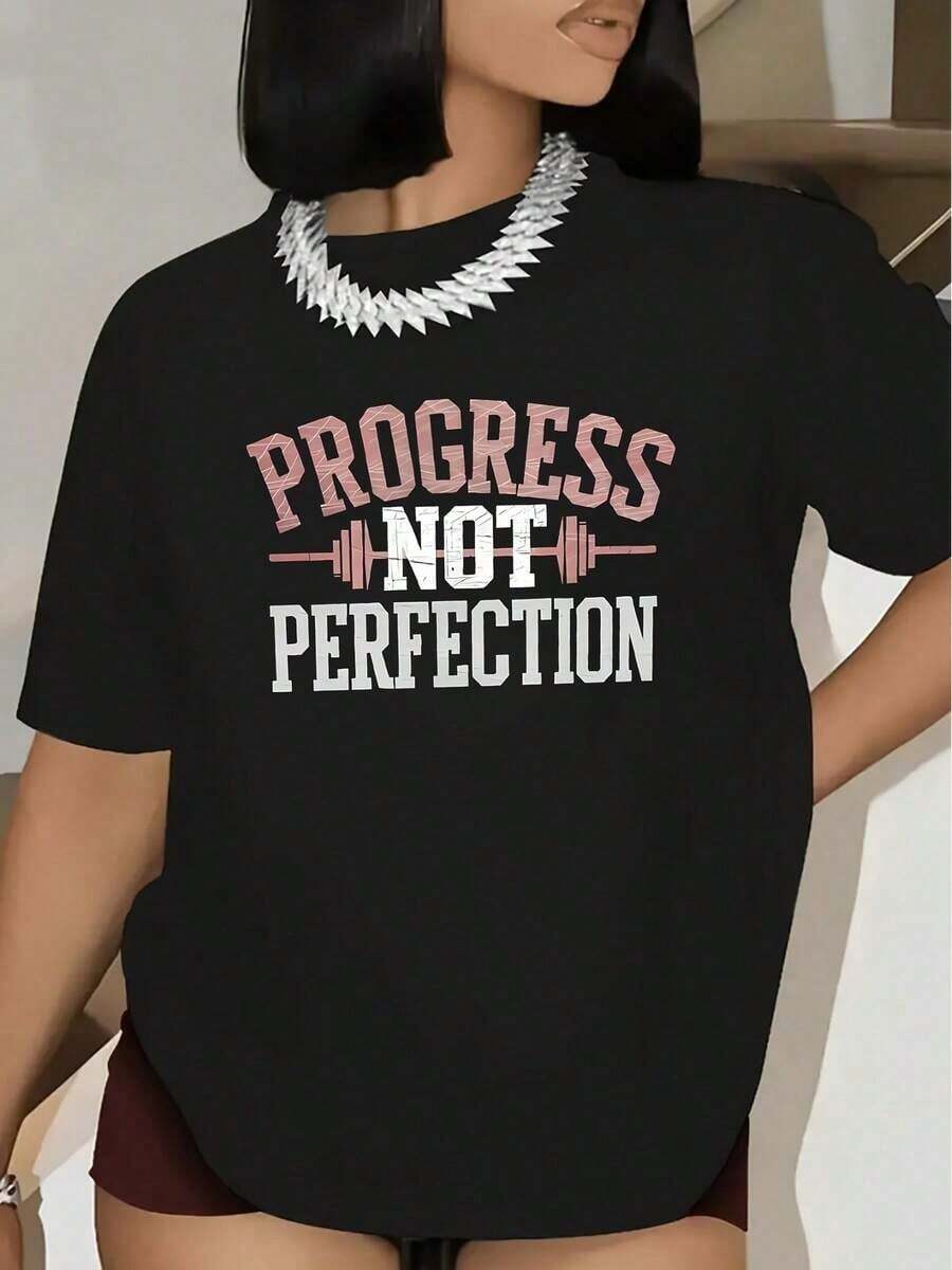 Soft Women's Casual Short Sleeve T-Shirt - 'Progress Not Perfection' Motivational Graphic T-Shirt With Dumbbell Design, Black And White Lettering, Medium Elastic Crew Neck, Machine Washable For All Seasons. New Summer Women's T-Shirt, Casual And Comfortable Crew Neck Top - 黑色 - 查看 1