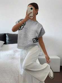 Blusa de punto de unicolor para mujer, simple y de moda, para uso diario.Blusa de punto de color gris sólido con patrón hecho a mano, con bloques de color y ribete negro, con flor 3D, para primavera.Se puede usar fuera, dentro, para uso diari - Gris - Ver 3