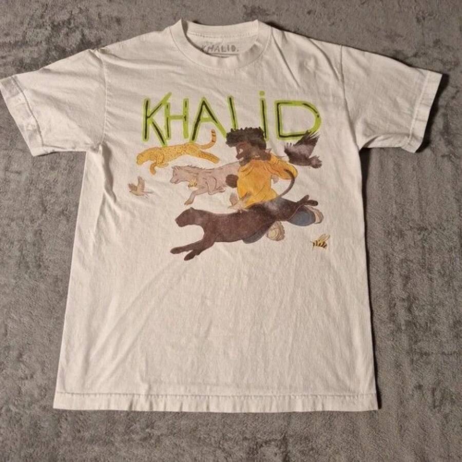 Khalid Free Spirit Tour 19 T-Shirt Size Medium White Short Sleeve Double-Sidedblusas para mujer playeras de mujer vestidos casuales para mujer y2k playeras deportivas para mujer verano camisetas ropa de mujer Fashion Perfect For Daily - Blanco - Ver 1
