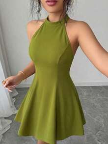 Vestido de línea A de unicolor con escote halter y espalda descubierta, elegante para vacaciones y uso diario, adecuado para primavera y verano - Verde - Ver 2