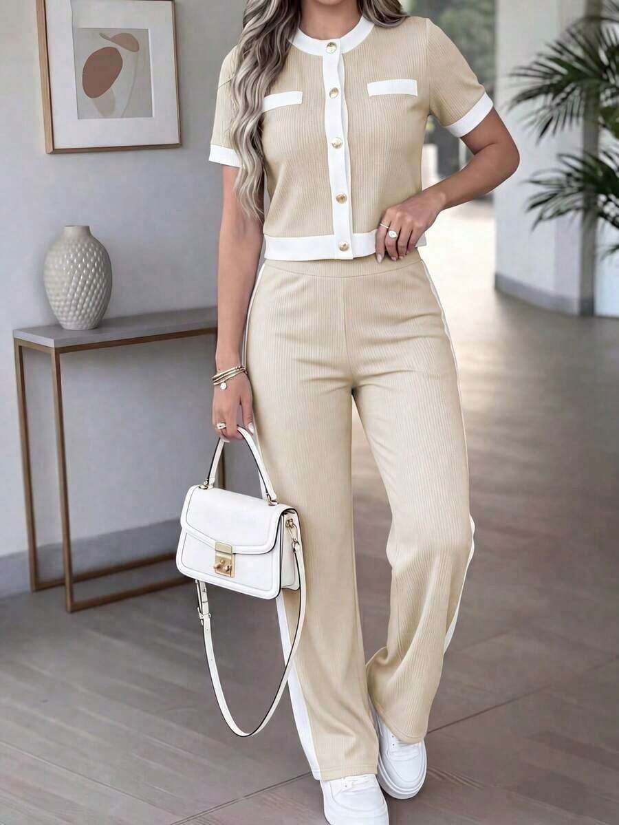 Conjunto de ropa casual para mujer, diseño de bolsillo falso con botones de color contrastante, cuello redondo, manga corta, emparejado con pantalones cómodos de cintura alta y drapeado, elegante para primavera/verano - Albaricoque 71 + Blanco - Ver 1