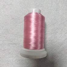 Sanbest 1卷120D/2涤纶绣花线 - 39种鲜艳颜色可选，1000米/卷，适用于Brother、Babylock、Janome、Singer、Pfaff、Bernina、Brother等缝纫机品牌 - 彩色 - 查看 42