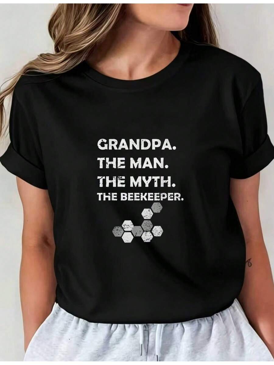 Women's Printed T-Shirt - Casual Black Short Sleeve Crew Neck T-Shirt With The Text GRANDAD. THE MAN. THE MYTH. With A Relaxed Fit For All Seasons, The Perfect Choice For Both Everyday Wear And Your Holiday Outfits (Machine Washable). - 黑色 - 查看 1