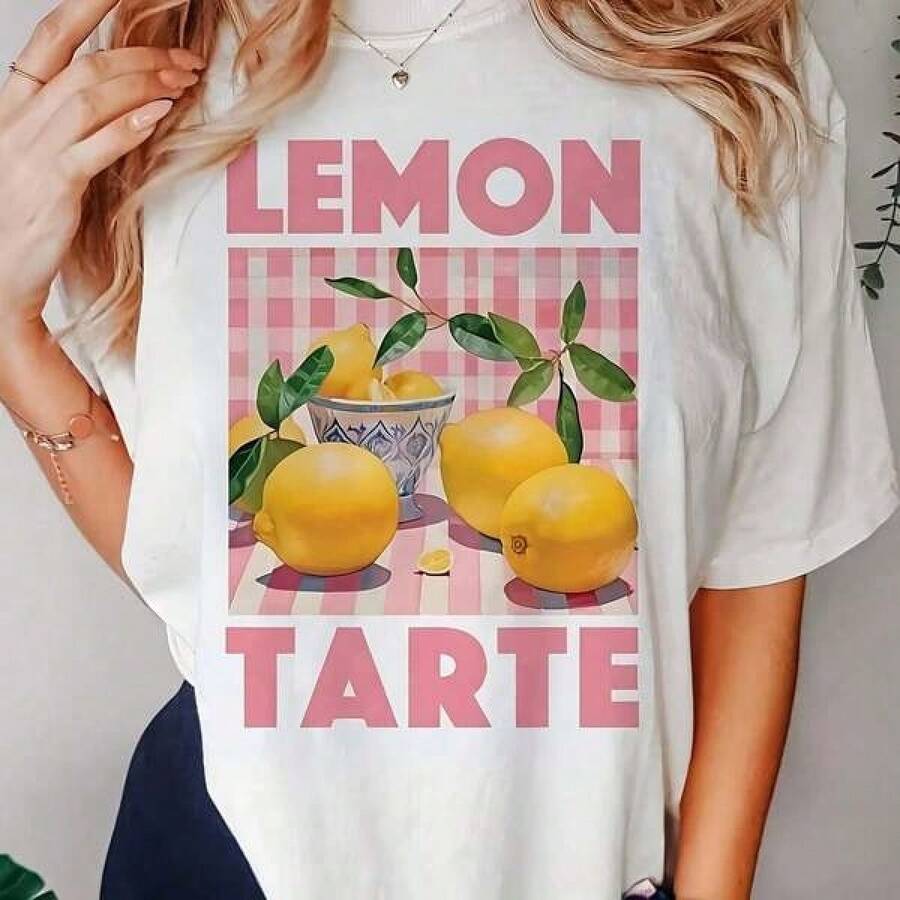 Camiseta de algodón de manga corta con cuello redondo y estampado de limones estilo acuarela de Wo's, modelo 70220, para todas las estaciones. Ligera. Transpirable. Considerado. Perfecta para salidas de primavera y aventuras de verano, esta camiseta de algodón puro de 220 g promete una comodidad increíble que dura todo el día. Es la base versátil para innumerables looks, desde conjuntos casuales de vacaciones hasta creativos disfraces de Halloween. Un regalo considerado sin esfuerzo que demuestra que te importa, temporada tras temporada. - Negro - Ver 1