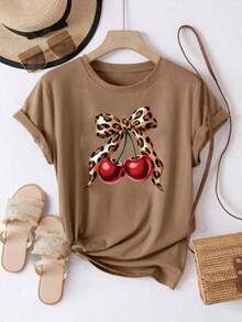 Women's Oversized Brown Summer 2026 T-Shirt With Leopard Print Bow And Red Cherries, Animal Print Bow And Cherry Design, Flirty Style To Pair With Leggings Or Skinny Jeans - YH585-棕色 - 查看 2