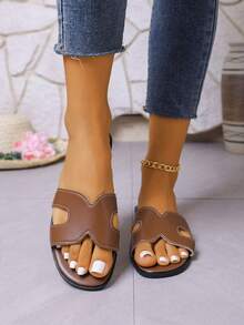 New Arrival Solid Dark Brown Korean Fashion Slippers, Women's Flat Vacation Beach Sandals, H-Strap Slides - Dark Brown - View 5