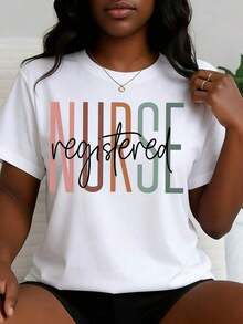 Camiseta de estilo casual para mujer con diseño de texto de enfermera registrada para uso diario y en el trabajo. Regalo de temporada para enfermeras y profesionales de la salud, celebrando el Día Internacional de las Enfermeras en mayo. Regalo perfecto para enfermeras, ropa de mujer para rendir homenaje a los ángeles más hermosos en blanco. playeras de mujer - Blanco - Ver 1