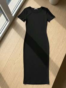 Vestido Ajustado de Manga Corta y Tejido de Canalé – El Básico Sexy y Cómodo para Cualquier Ocasión - Negro - Ver 5