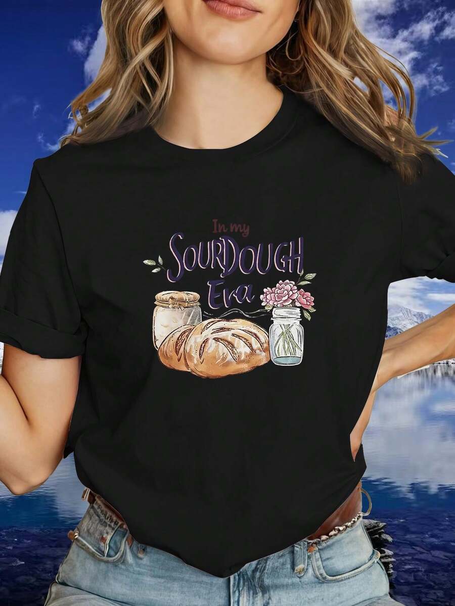 Women's T-Shirt With The Fun "In My Yeast Age" Design Featuring A Joke About Bread Making, A Retro-Style Geometric Pattern, A Modern Women's T-Shirt With Creative Prints, A Retro American Urban Style Top For Women, Round Neck And Short Sleeves, An Excellent Gift For Mothers And Girlfriends. - 黑色 - 查看 1