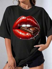 GiftGirl's Women's Plus Size White T-Shirt With Red Lips And Chocolate Bar Print, Casual Summer Top For Outdoor Parties, Soft Printed T-Shirt - 黑色 - 查看 1