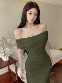 Vestido de mujer con escote ilusión descubierto de hombros y cintura fruncida, elegante para bodas y citas - Verde militar - Ver 5