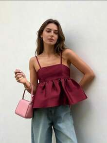 2026 Primavera/Verano Elegante Parte Superior de Tirantes Finos con Cuello Cuadrado y Espalda Descubierta en Color Rosa con Volantes en el Bajo y Conjunto Morado, Ropa de Vacaciones para Mujer, Estilo Callejero, Atuendo de Cumpleaños, Ropa de Crucero, Vestimenta de Vacaciones, Conjunto de Mujer, Ropa de Verano, Moda Primaveral, Atuendo de Concierto - Burdeos - Ver 4