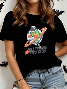 Astronaut Playing Basketball On A Planet Symbolizing Adventure, Energy And Passion For Achieving Dreams Among The Stars. Modern And Comfortable Women's T-Shirt, Ideal For A Casual Urban Look. - 黑色 - 查看 8
