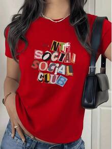 Fashionable Women's T-Shirt, Women's T-Shirt With Collage Style Print, Modern And Comfortable Cut. 100% Cotton, Ideal For A Casual Look. - 紅色 - 查看 7