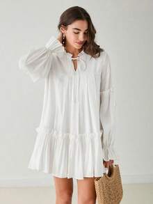 Romantic Black Ruffled Casual Dress With A Sweetheart Neckline, Perfect For Spring/Winter. A Sweet And Elegant Outfit For Valentine's Day, Christmas Parties, New Year's, Birthdays, Holidays, Dates, And Everyday Wear. - 白色 - 查看 5