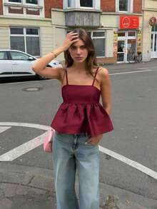 2026 Primavera/Verano Elegante Parte Superior de Tirantes Finos con Cuello Cuadrado y Espalda Descubierta en Color Rosa con Volantes en el Bajo y Conjunto Morado, Ropa de Vacaciones para Mujer, Estilo Callejero, Atuendo de Cumpleaños, Ropa de Crucero, Vestimenta de Vacaciones, Conjunto de Mujer, Ropa de Verano, Moda Primaveral, Atuendo de Concierto - Burdeos - Ver 6