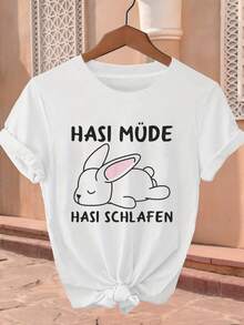 Plus Size Casual T-Shirt - Lying Bunny Design, German Pattern HASI MÜDE HASI SCHLAFEN Printed, Women's Plus Size Casual Fashion Crew Neck T-Shirt, Ideal For Daily Wear, Shopping, Parties, Commuting And Versatile Elegance, 100% Cotton, Durable - 白色 - 查看 2
