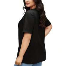 Bebe Café,  Libros, Sé Feliz - Camiseta Gráfica de Talla Grande para Mujer - Negro - Ver 3