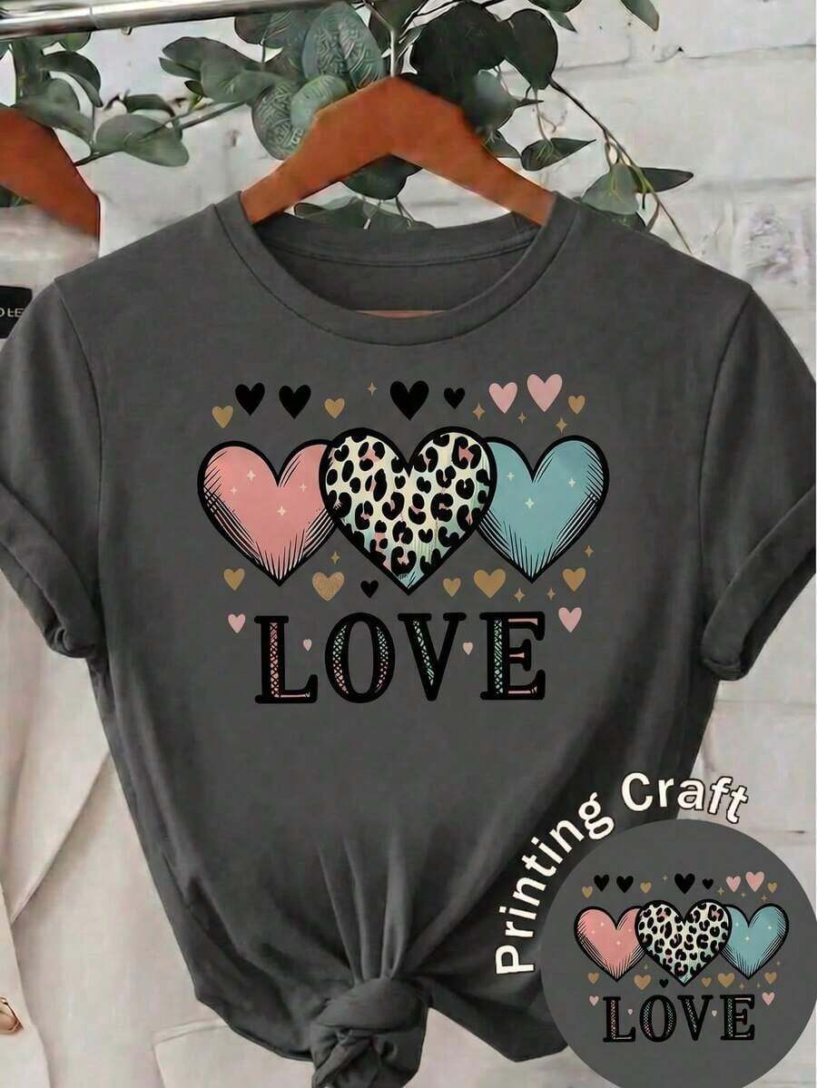 Camiseta Casual de Manga Corta para Mujer con Cuello Redondo, Estampado de Corazón y Leopardo, Bajo Regular, Tela de Poliéster - Gris Oscuro - Ver 1