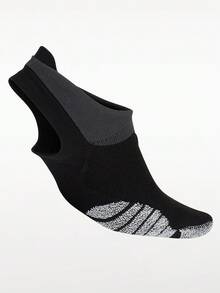 Nike Grip Studio 女款速干训练低帮袜（1 双）SK0113-010 - 黑灰色 - 查看 3