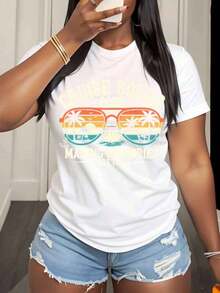 Cruise Squad 2026 Creating Memories Together Women's Tropical Palm Tree And Sunglasses Design T-Shirt, Gift For Summer Vacation, Beach Party, Cruise Trip, 220g - Unisex Urban Vintage Style, Loose Cotton Short Sleeve Crew Neck T-Shirt, 100% Cotton - 白色 - 查看 3