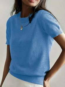 Camiseta de punto de manga corta de unicolor y peso ligero para mujer, top de verano minimalista en rojo - Azul eléctrico - Ver 6