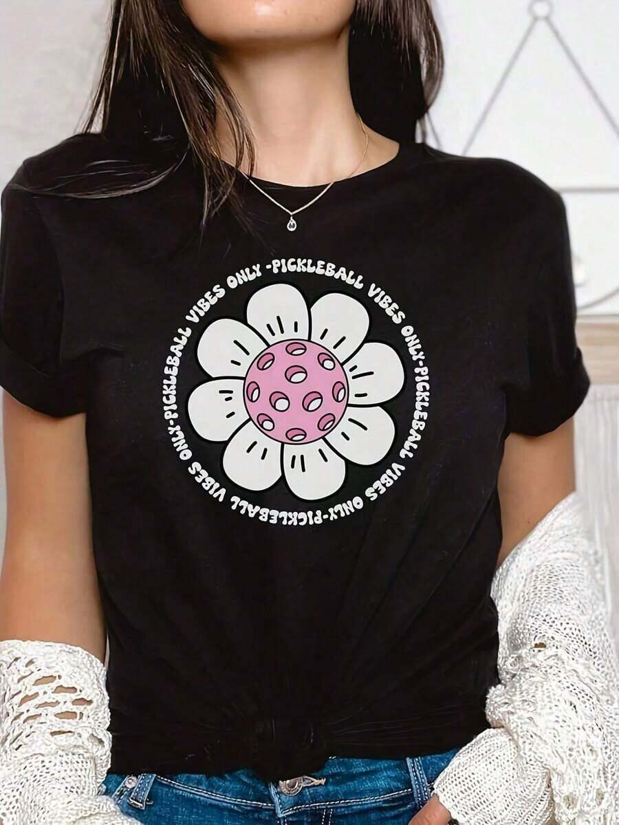 Pink Shirt With Bow And Nautical Charm, Cute Shirt With Pearls, Starfish, And Seashells, Mermaid Style Shirt, Seashell And Starfish Bow T-Shirt, Graphic T-Shirt With Bow And Sea Pearls. Women's Solid Color Boat Neck Short Sleeve One-Piece T-Shirt, Suitable For Summer, Pairs Well With Printed Shirts, Blouses, And Short-Sleeved Printed Tees. Breathable And Comfortable Women's Clothing - 黑色 2 - 查看 1