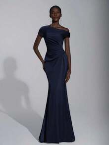 Elegante y lujoso vestido de satén fruncido con hombros descubiertos y silueta de sirena, adecuado para bodas, fiestas, vacaciones, galas y vestidos de dama de honor - Azul marino - Ver 6