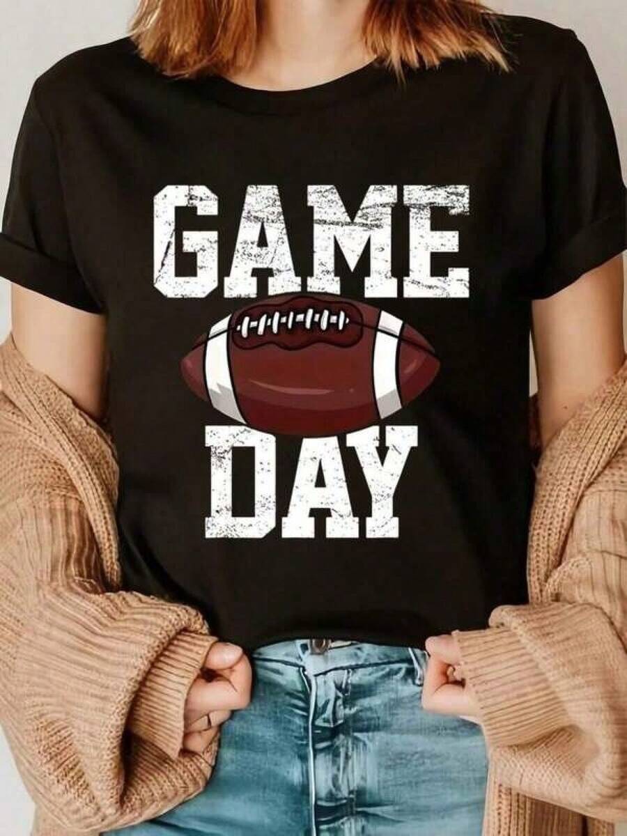 Camiseta con dise?o de balón de fútbol americano y frase Game Day,Camiseta casual estampada de manga corta y cuello redondo, 100 % algodón - Negro - Ver 1