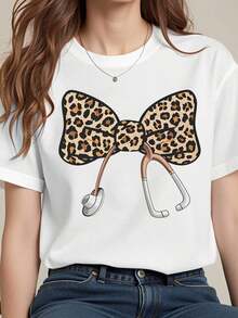 New Fashionable Women's T-Shirt With Round Neck, Leopard Print, Bow And Stethoscope, Casual And Loose Design, Fashionable Women's Top With Medical Theme, For Healthcare Workers' Celebrations, Versatile Design Ready For Summer. - 白色 - 查看 1