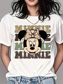 T-shirt officiel Disney Minnie Mouse avec graphique du visage de Minnie, un t-shirt doux pour tous les jours pour les femmes et les hommes. Parfait comme tenue pour un anniversaire ou un cadeau pour les fans. Vêtement unisexe classique, design ludique avec une fabrication de haute qualité, un t-shirt à motif distinctif pour un port décontracté quotidien. - Blanc - Voir 1