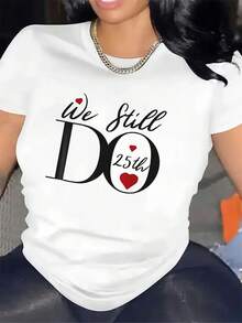 Camiseta Estampada para Mujer - Camiseta Casual de Manga Corta y Cuello Redondo en Blanco con Diseño de Texto Negro y Rojo. Con un Corte Relajado para Todas las Estaciones, Perfecta para Uso Diario y Atuendos de Vacaciones (Lavable aáquina). - Blanco - Ver 7