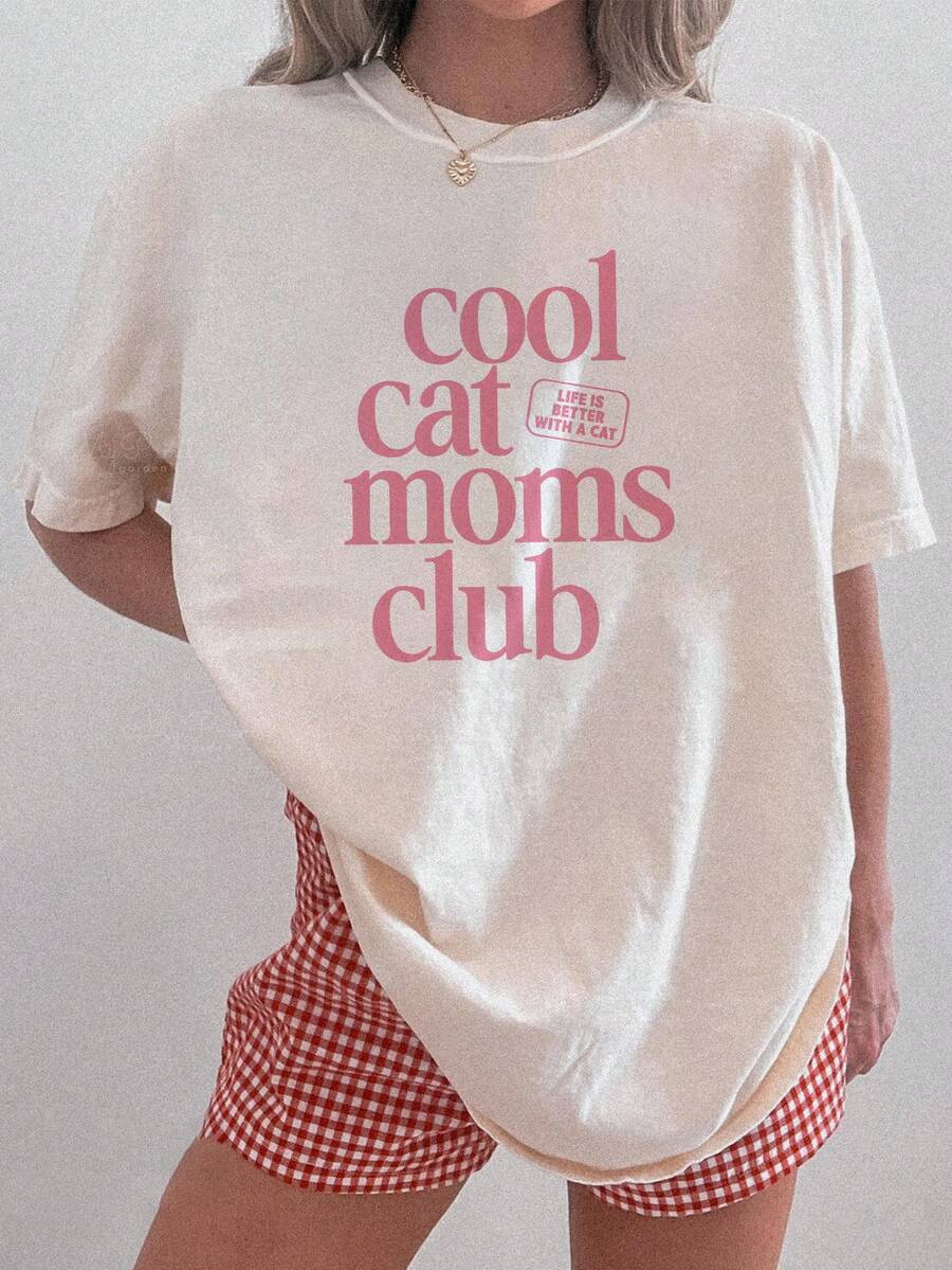 Camiseta Estampada para Mujer "Cool Cat Mom Club", Cuello Redondo Regular, Blanca, Ligera, Casual para Primavera/Verano, Diseño de Fantasía Festiva y Frase Icónica - Lavable a Máquina, Ropa Casual Cómoda y para Fiestas - Camiseta Blanca Regular, Camisa Elegante para Fiestas. - Negro - Ver 1