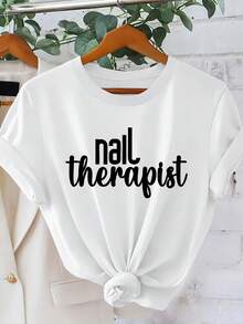Camiseta de manga corta con estampado "Terapeuta de Uñas" para mujer, estilo profesional, ropa de uso diario para terapeutas de uñas, ropa de mujer, camiseta de cuello redondo de moda primavera/verano 2026, top casual sencillo y holgado, tallas S-XXL. - Blanco - Ver 6