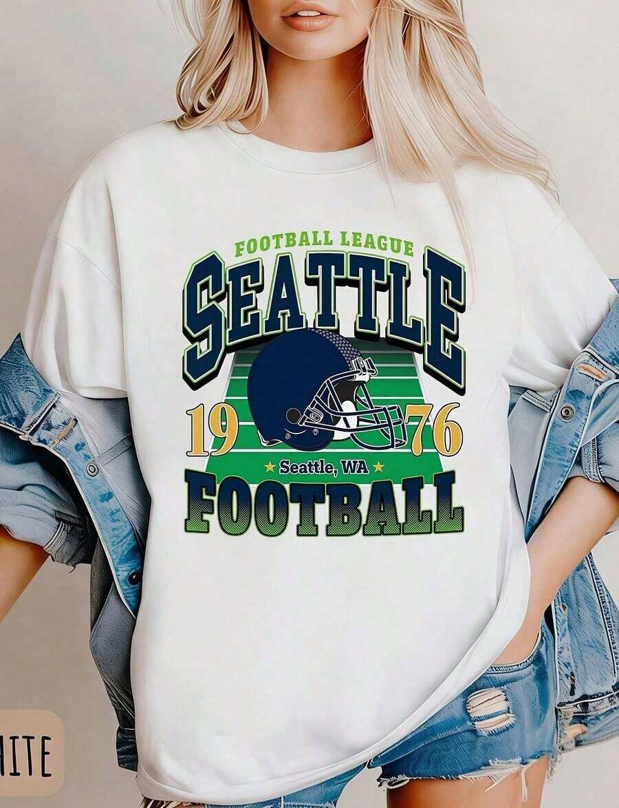 Women's 100% Cotton T-Shirt, Vintage Seattle Football Sweatshirt, Crew Neck Sweatshirt, Seahawks Fan Gift, Retro Seattle Football Fan Gift FEG7 (1) High-Quality 100% Cotton T-Shirt. Butterfly Print. Unisex Sizes. Inspirational Crew Neck T-Shirt. Cute And Beautiful Summer Top Inspired By Y2K Style, Perfect For Outdoor Activities, At Home, At Work, Or For Street Wear. Casual, Loose-Fitting T-Shirt For Everyday Wear. - 白色 - 查看 1