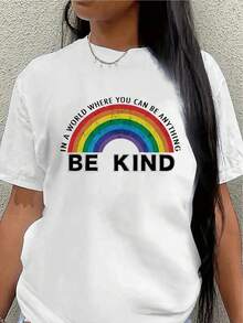 This Lightweight And Durable Short-Sleeved T-Shirt Features A Rainbow Design That Says "Be Kind," Making It Perfect For Wearing At Home, In The Office, Or Outdoors, Offering A Comfortable Everyday Wear Experience. Women's Blouses > Clothing - 白色 - 查看 1